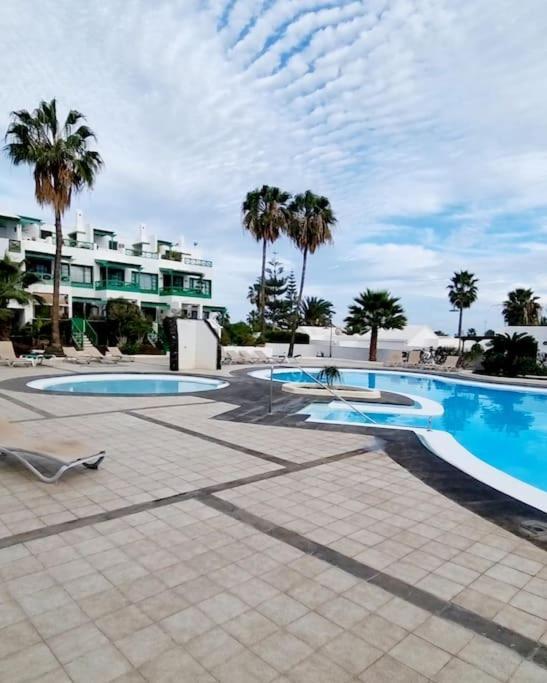 Playa Bastian First Line Of The Sea Apartment Costa Teguise Exterior photo